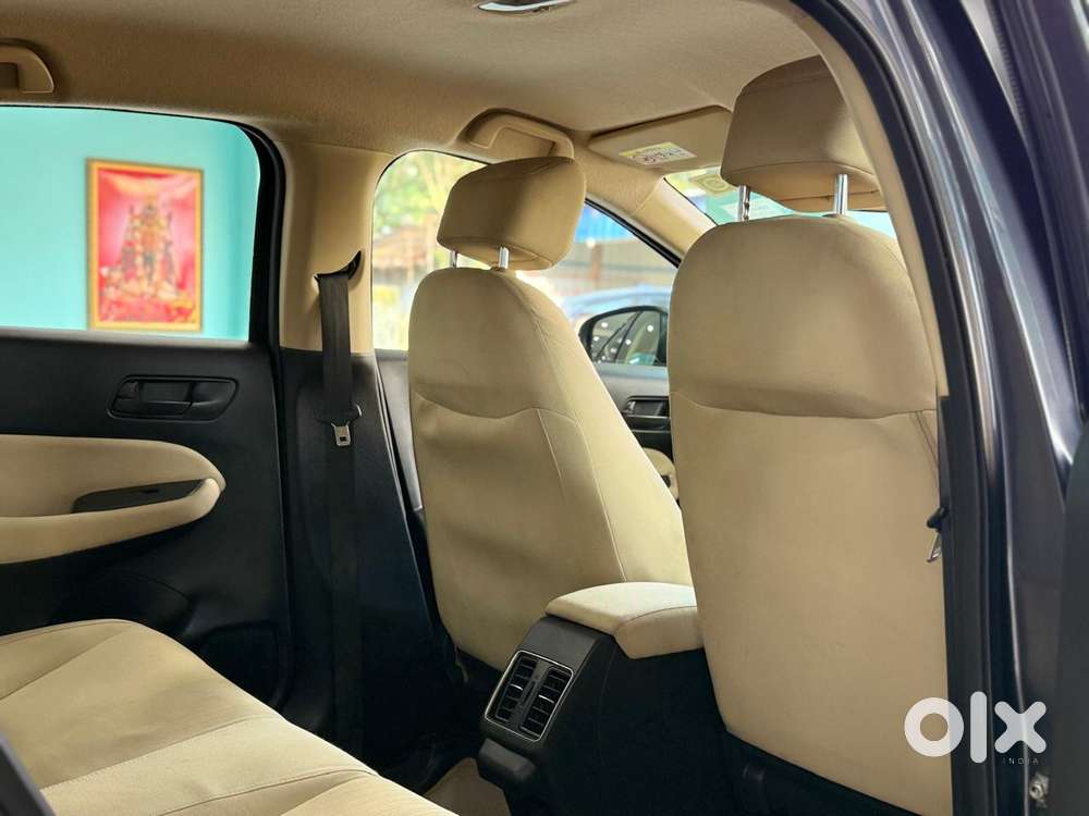 Honda City 1.5 V 5th Gen I-vtec Mt, 2022, Petrol