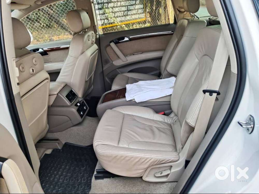 Audi Q7  Premium Number  Excellent Condition  Well Maintained