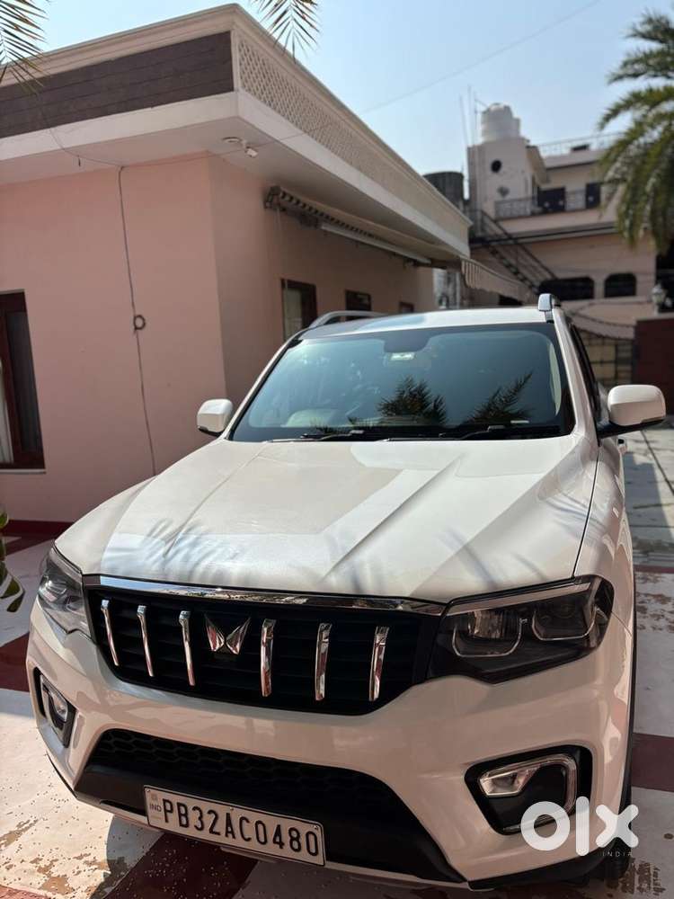 Mahindra Diesel Car 2023