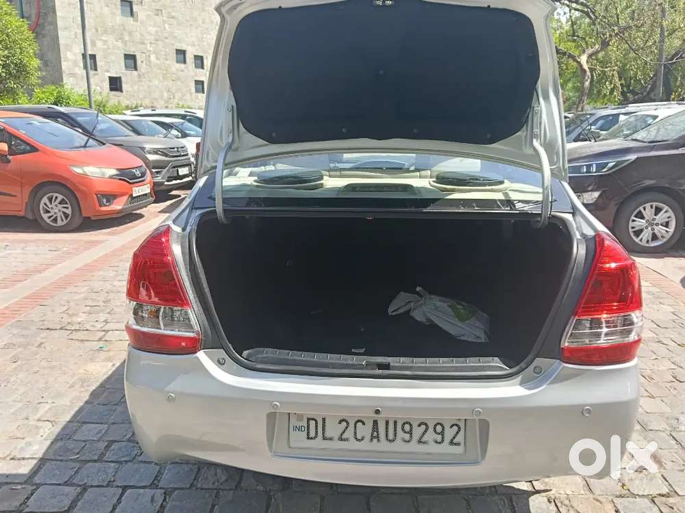 Toyota Etois Petrol V Fancy Number