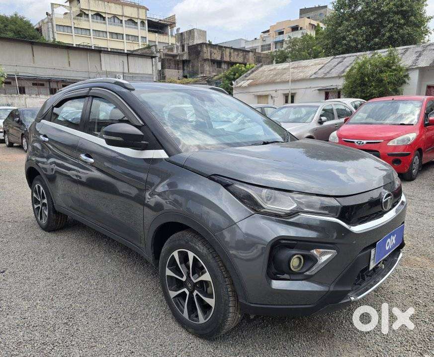 Tata Nexon 1.5 Revotorq Xma Plus (s) Amt, 2021, Diesel