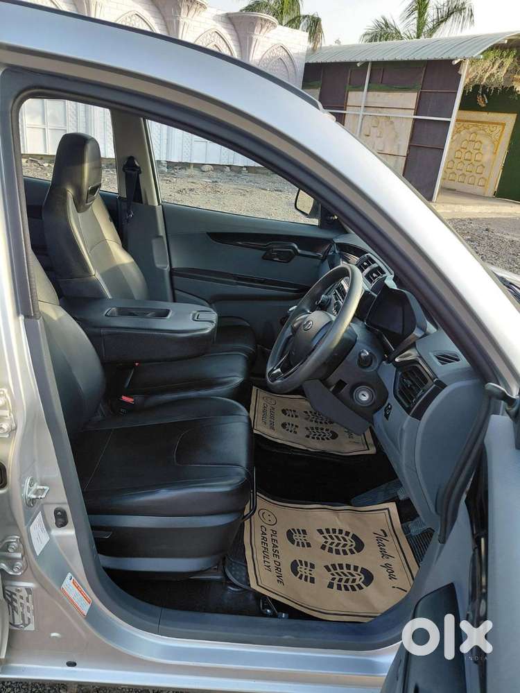 Mahindra Kuv100 Nxt 2018 Petrol Excellent Condition And Zero Expenses