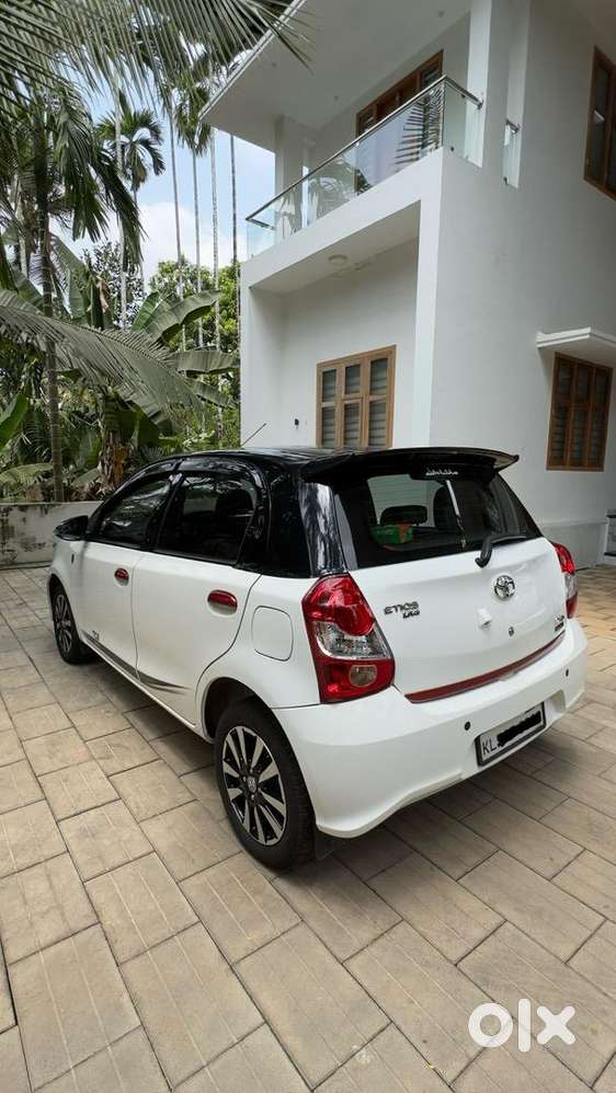 Toyota Etios Liva 2019