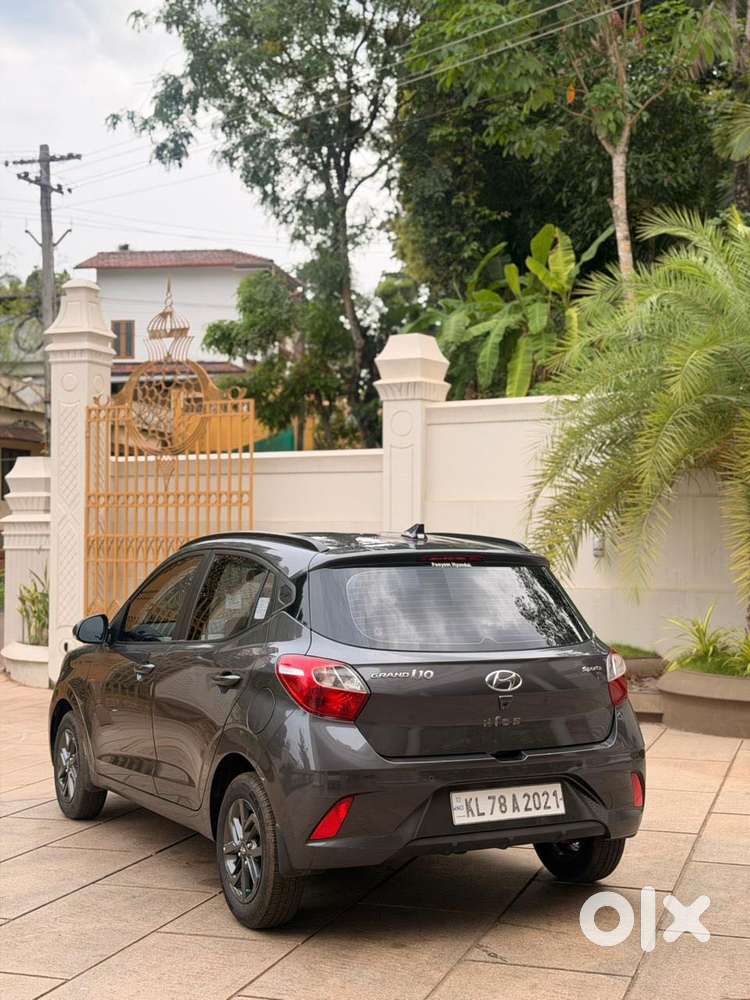 Hyundai Grand I10 Nios Sportz 1.2 At, 2020, Petrol