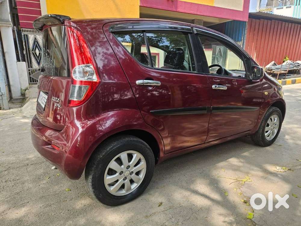 Maruti Suzuki Ritz Zxi Bs-iv, 2013, Petrol