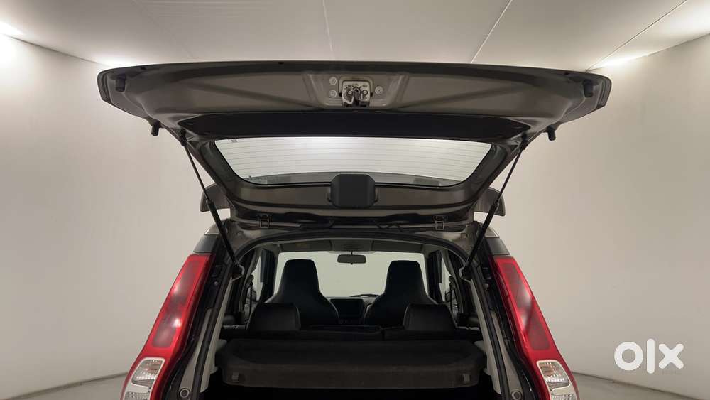 Maruti Suzuki Wagon R 1.2 Zxi Amt, 2022, Petrol
