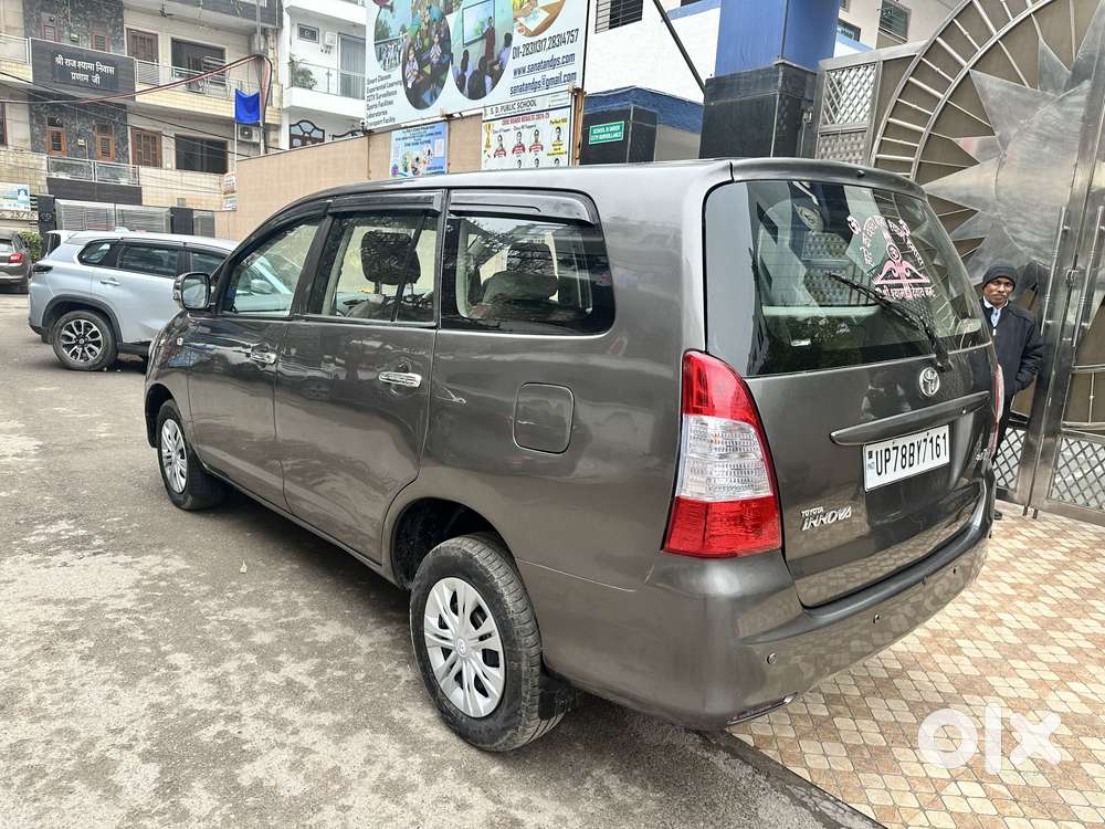 Toyota Innova 2.5 G (diesel) 8 Seater, 2010, Diesel