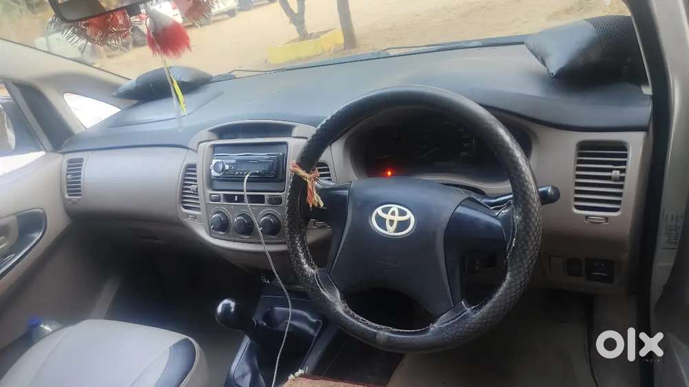 Toyota Innova 2016 Model