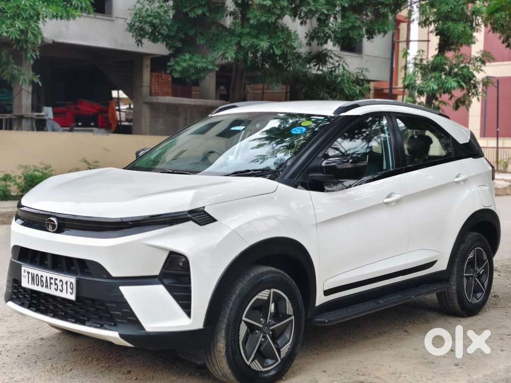 Tata Nexon 1.2 Revotron Xt, 2024, Petrol