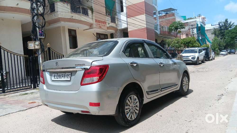 Maruti Suzuki Dzire 1.2 Lxi, 2017, Petrol
