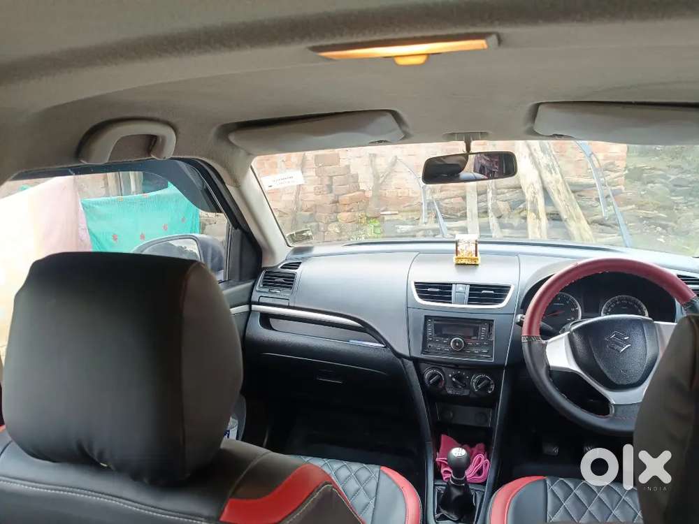 Maruti Suzuki Swift Ddis 2012