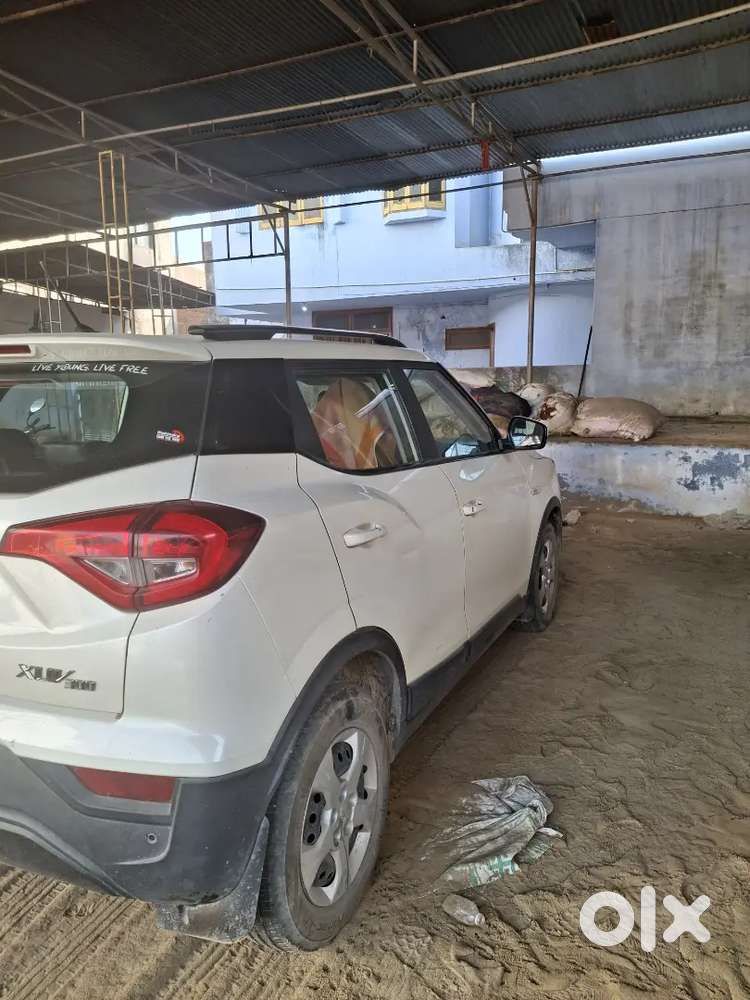 Mahindra Xuv300 2020 Petrol Model