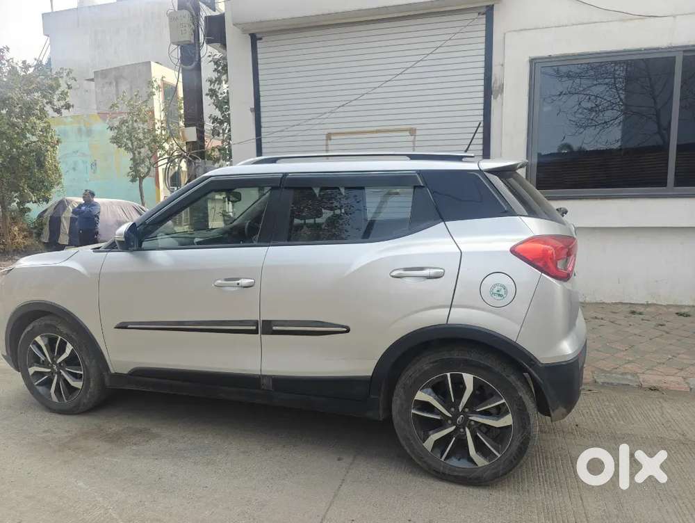 Mahindra Xuv300 2019 Petrol 87000 Km Driven