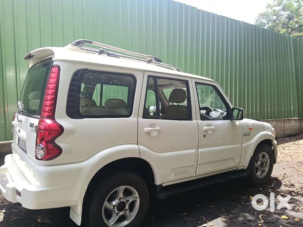Mahindra Scorpio 2009 manual