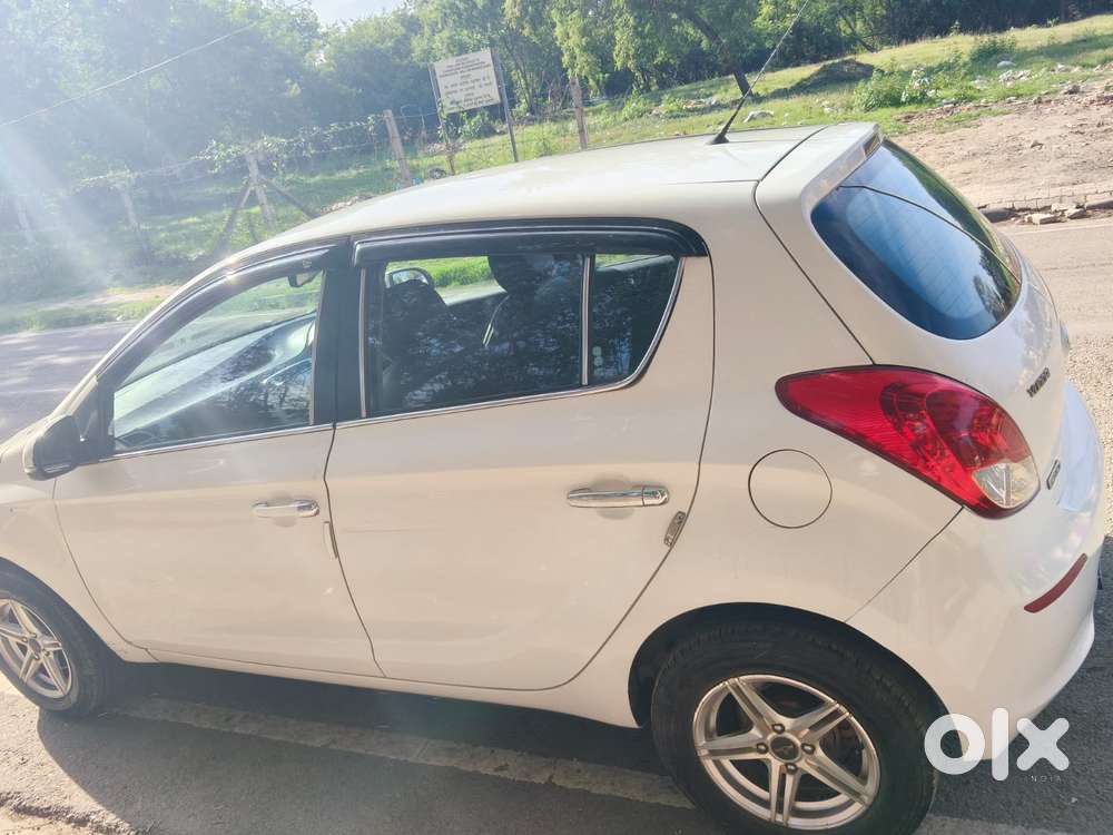 Hyundai I20 Sportz 1.2 Bs-iv, 2013, Diesel