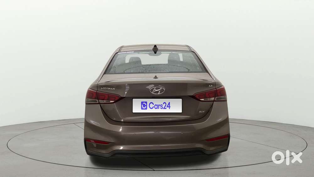 Hyundai Verna 1.6 Sx (o) Vtvt At, 2017, Petrol