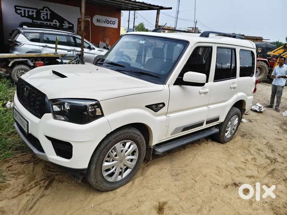 Mahindra Scorpio Classic 2023