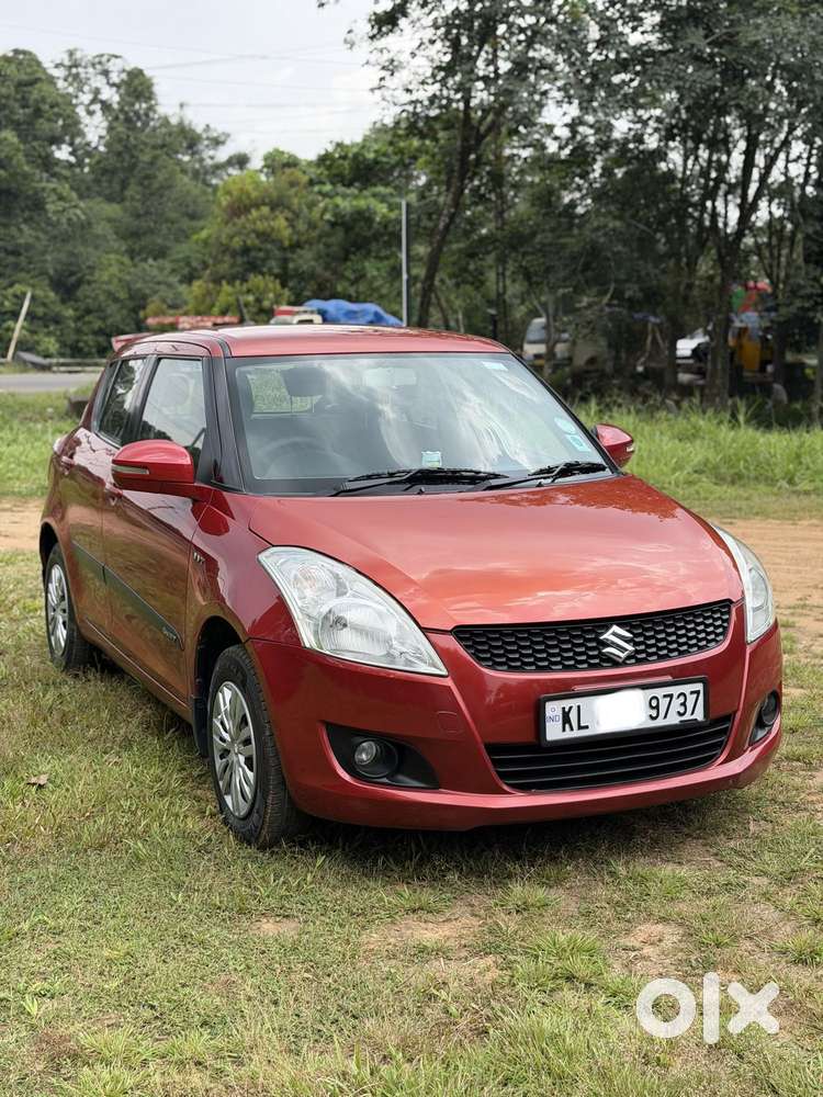 Maruti Suzuki Swift Vxi With Abs, 2011, Petrol