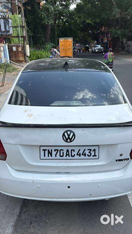 Volkswagen Vento Petrol 2011