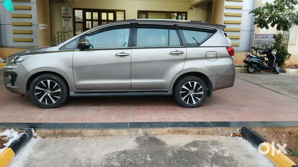 Toyota Innova Crysta 2021 Diesel 170000 Km Driven