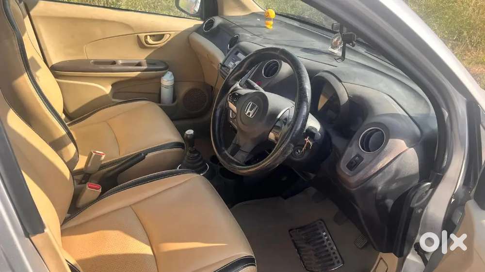 Clean Honda Amaze 2014