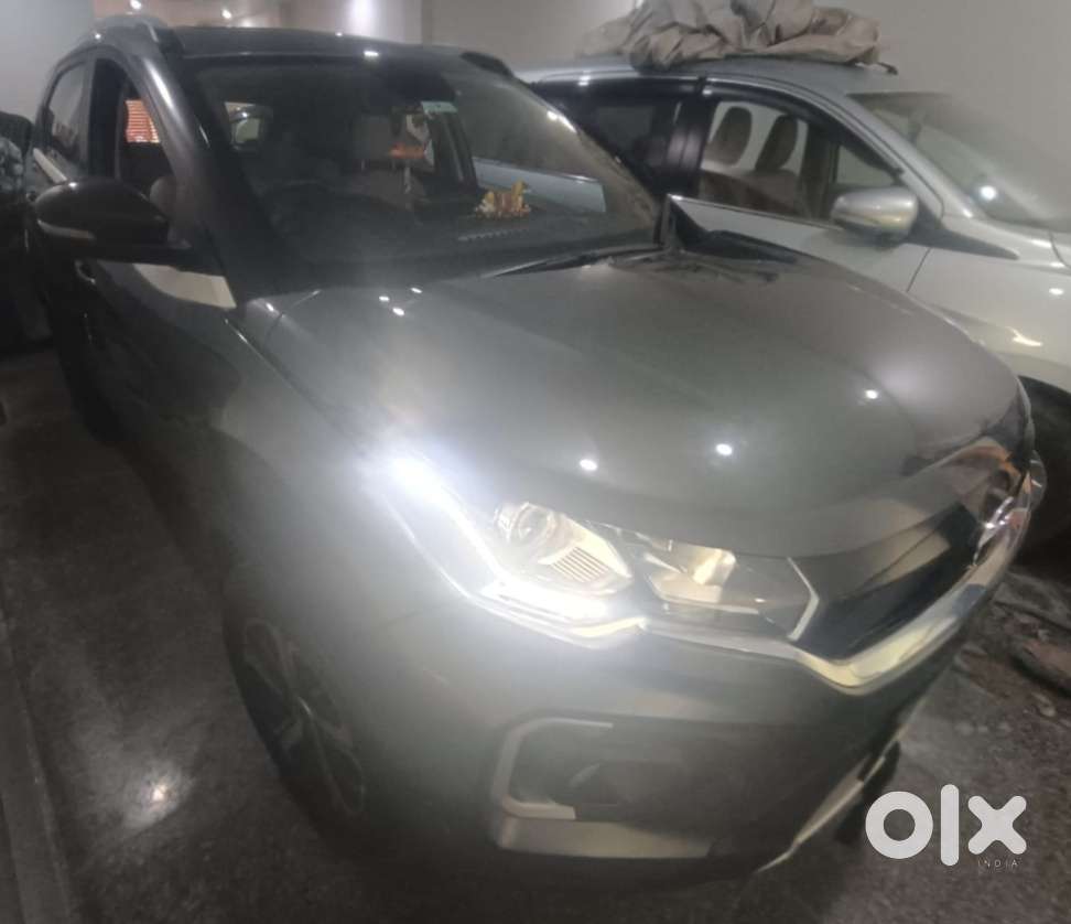 Tata Nexon Xz Plus Luxs, 2023, Petrol