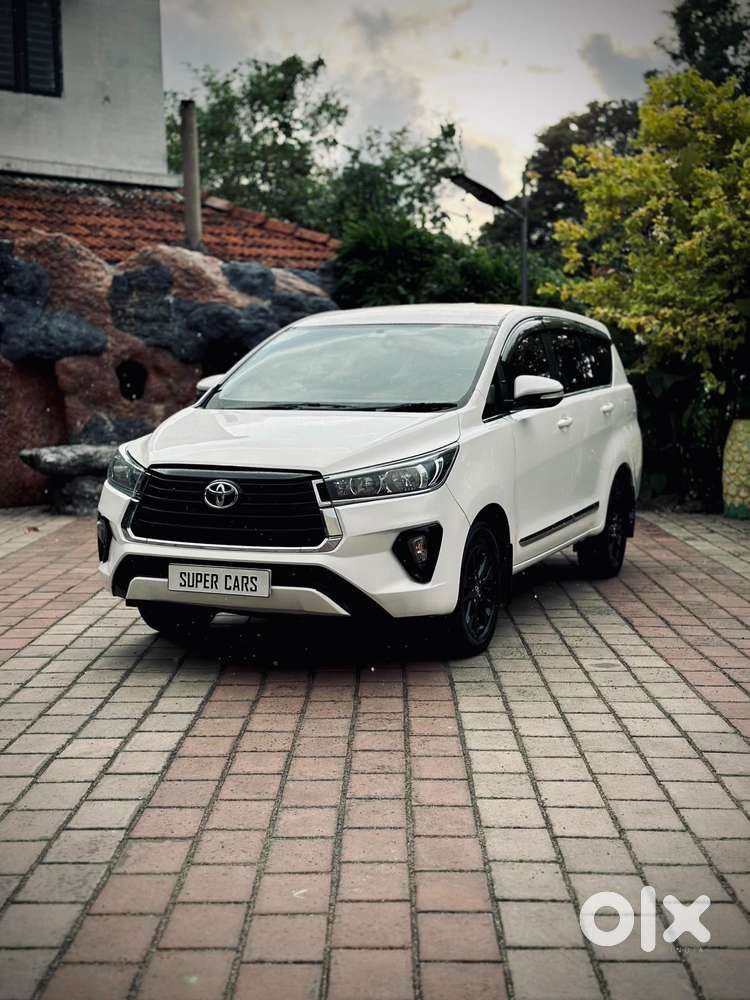 Toyota Innova Crysta [2020-ongoing] 2.7 Gx Mt 7 Str, 2017, Diesel