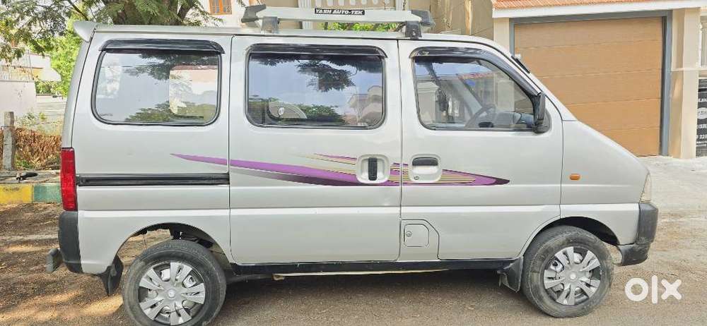 Maruti Suzuki Eeco 5 Str With Ac Plus Htr Cng, 2013, Petrol