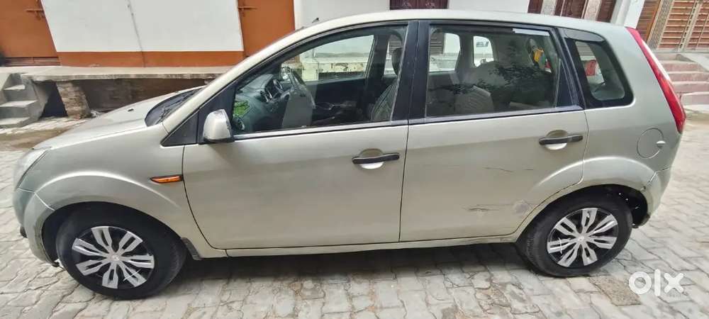 Ford Figo Petrol 2010