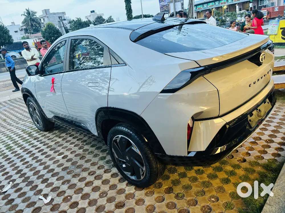 Tata Curvv Ev 2024 Electric 28000 Km Driven