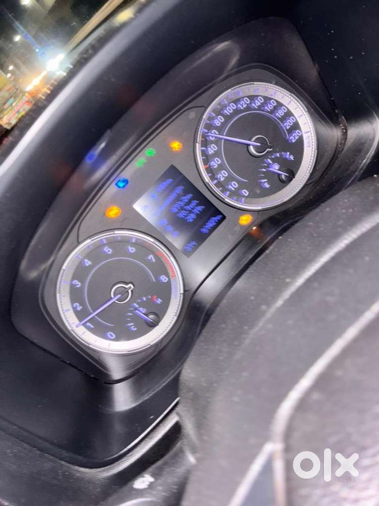 Hyundai Venue 2020 Petrol 52000 Km Driven