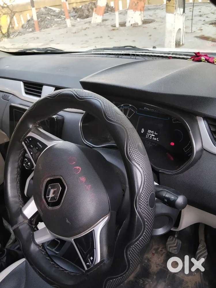 Renault Triber Rxz 2022 Petrol 39000 Km Driven