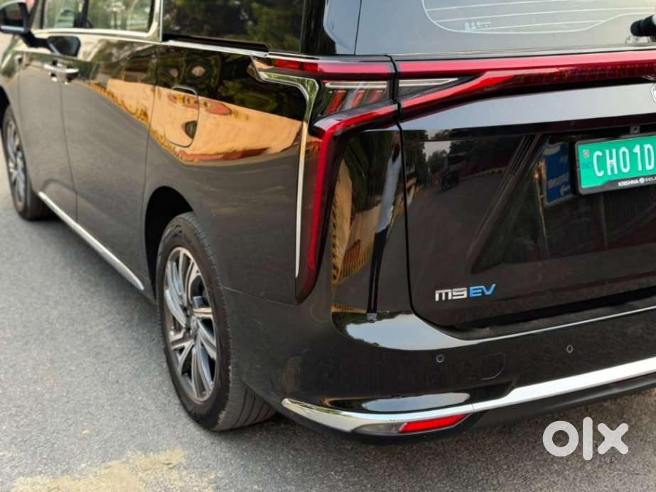 Mg M9 Presidential Limo, 2026, Electric