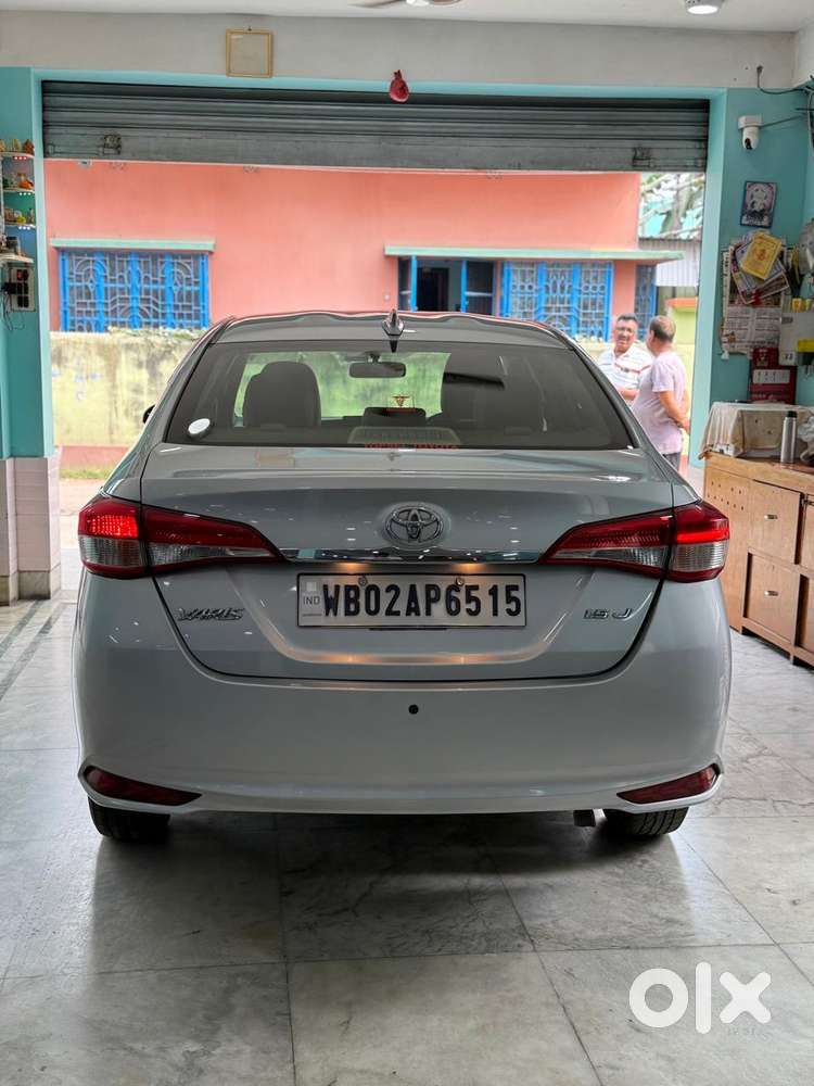 Toyota Yaris J Cvt, 2019, Petrol