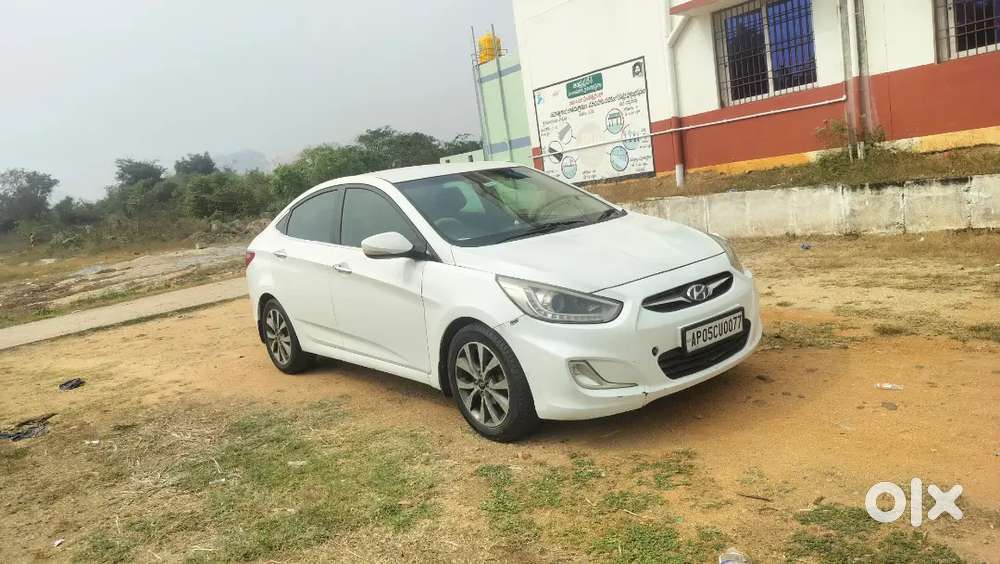 Hyundai New Verna 2014 Diesel Manual