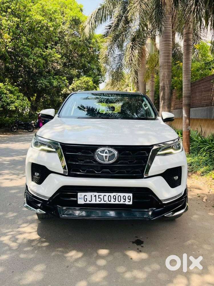 Toyota Fortuner Leader Edition (at), 2024, Diesel