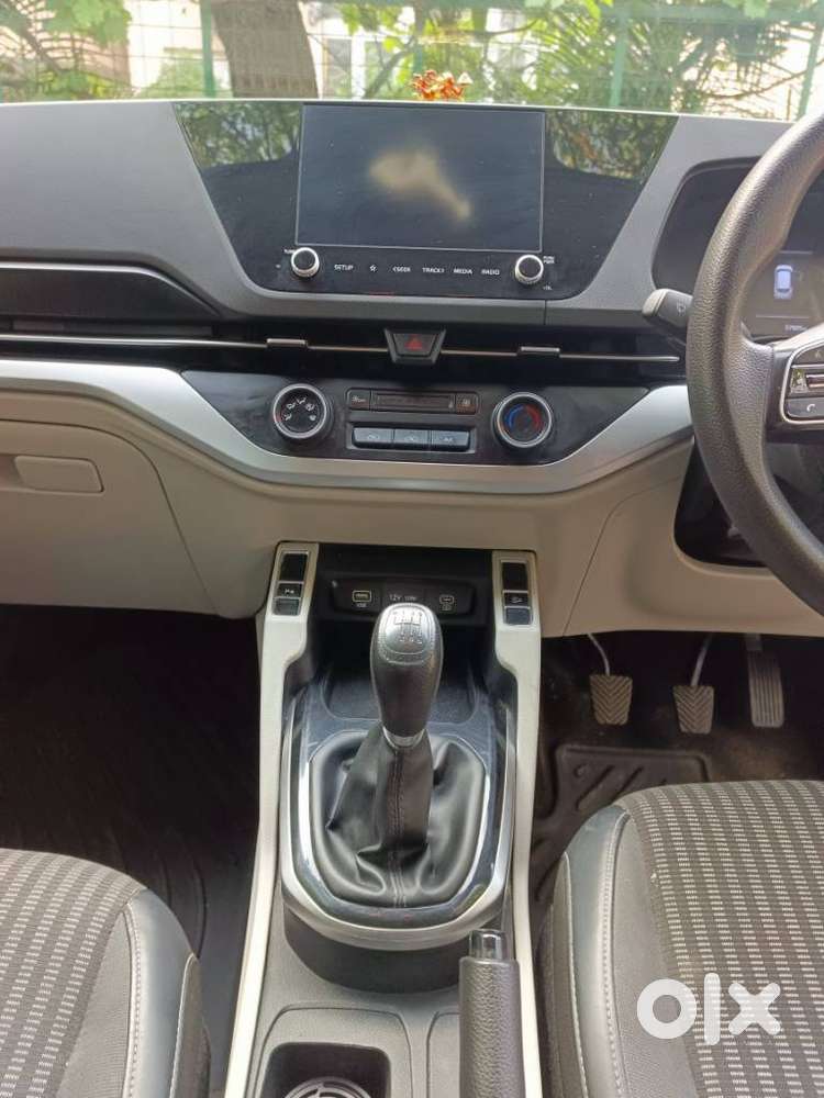 Kia Carens 1.5 Prestige 7 Str, 2022, Petrol