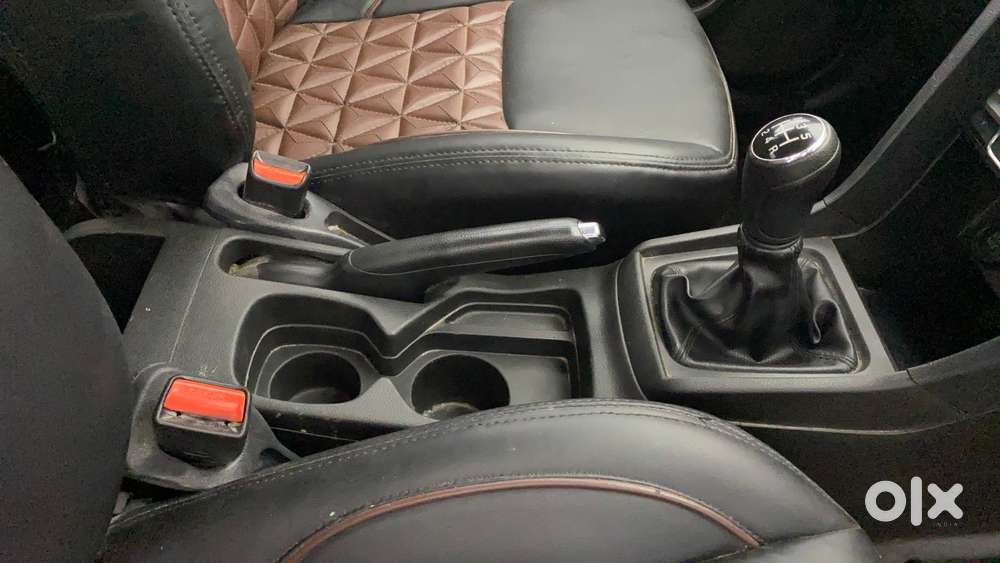 Toyota Urban Cruiser 1.5 High Grade Mt, 2022, Petrol