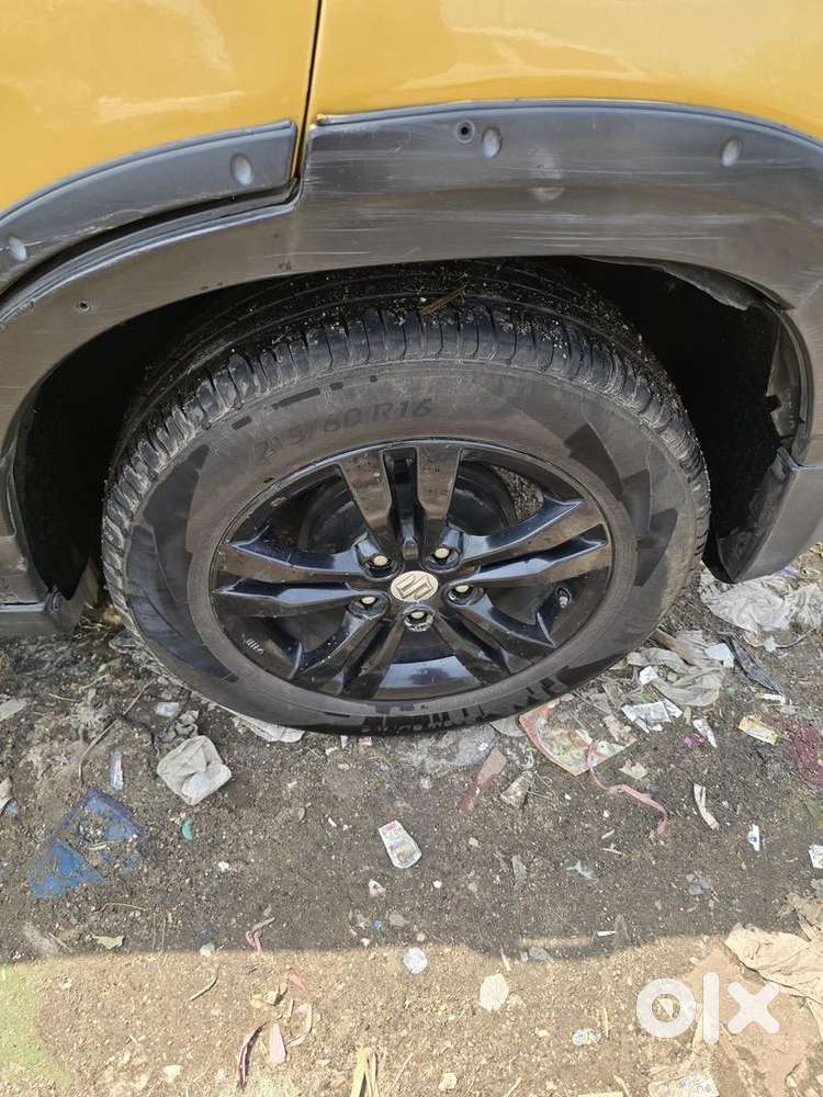 Maruti Suzuki Brezza 2016 Diesel 65812 Km Driven