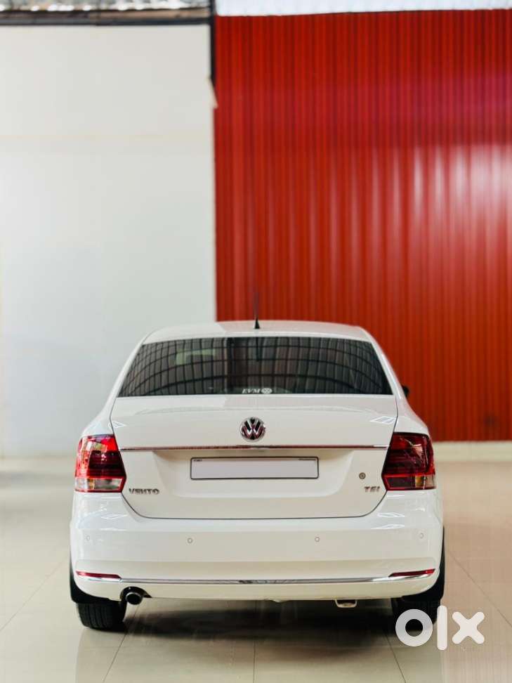 Volkswagen Vento 1.2l Tsi Highline Plus At Petrol, 2017, Petrol