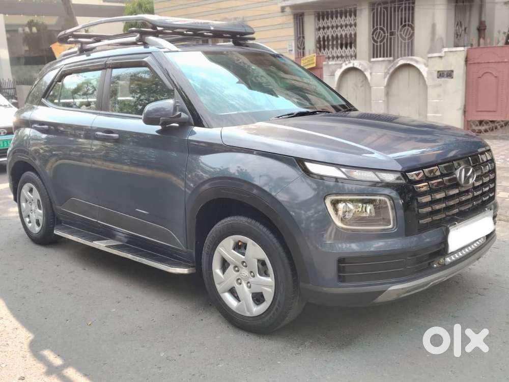 Hyundai Venue Sx Mt, 2022, Petrol
