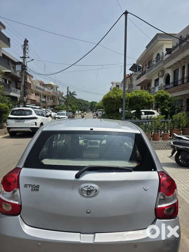 Toyota Etios Liva V 2019 Petrol Well Maintained