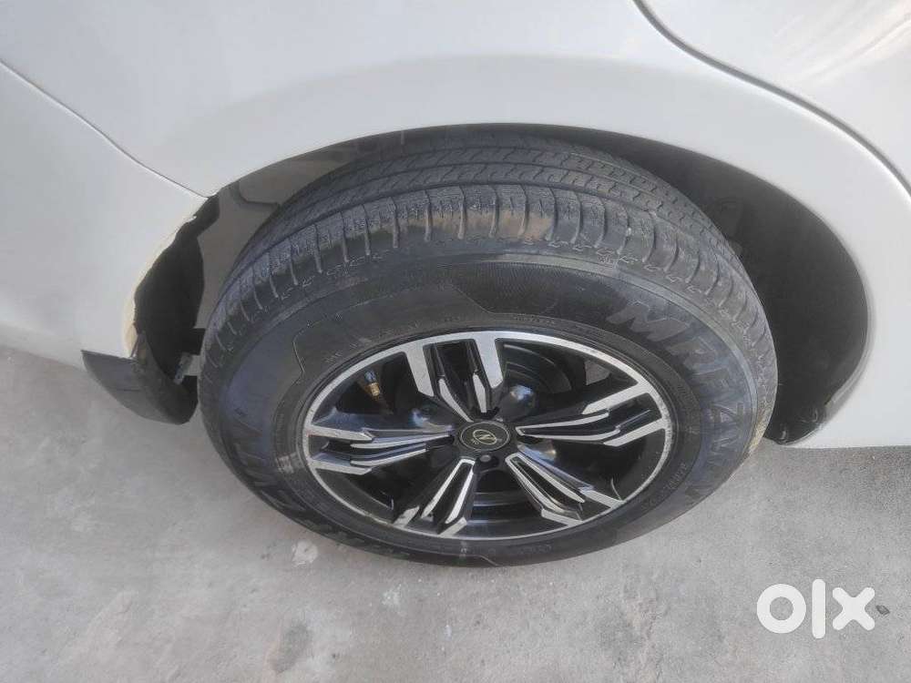 Maruti Suzuki Dzire 1.2 Lxi, 2015, Petrol