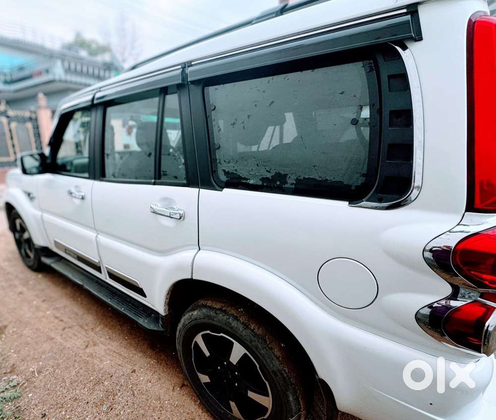 Mahindra Scorpio Classic 2023