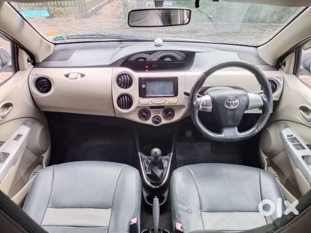 Toyota Etios 1.5 Vx, 2013, Petrol