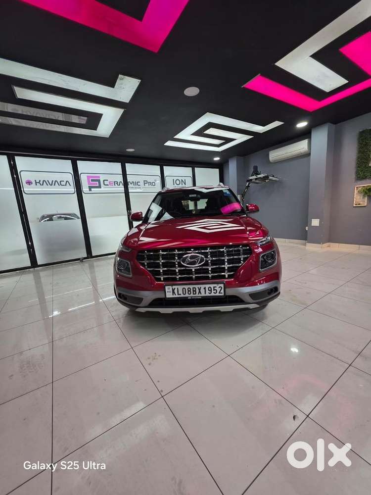 Hyundai Venue Sx Plus Dct Turbo 2021 Petrol Well Maintained