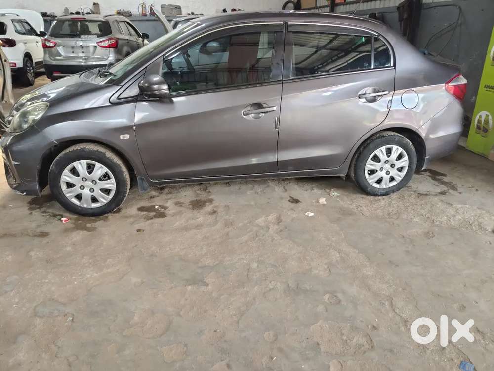 Honda Amaze 2017 Petrol 95000 Km Driven, Amazing Condition