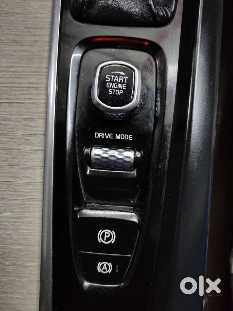 Volvo Xc60 D5 Awd Automatic, 2019, Diesel