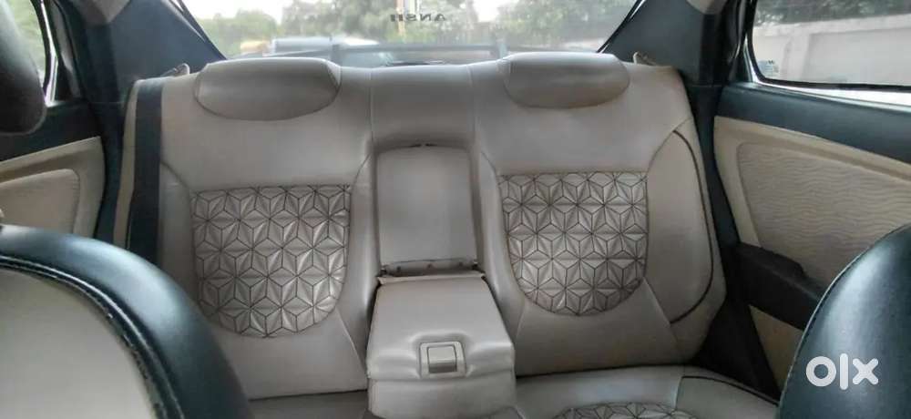 Hyundai Verna 2012