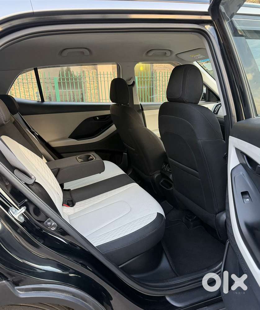 Hyundai Creta 1.5 Ex Petrol, 2023, Petrol